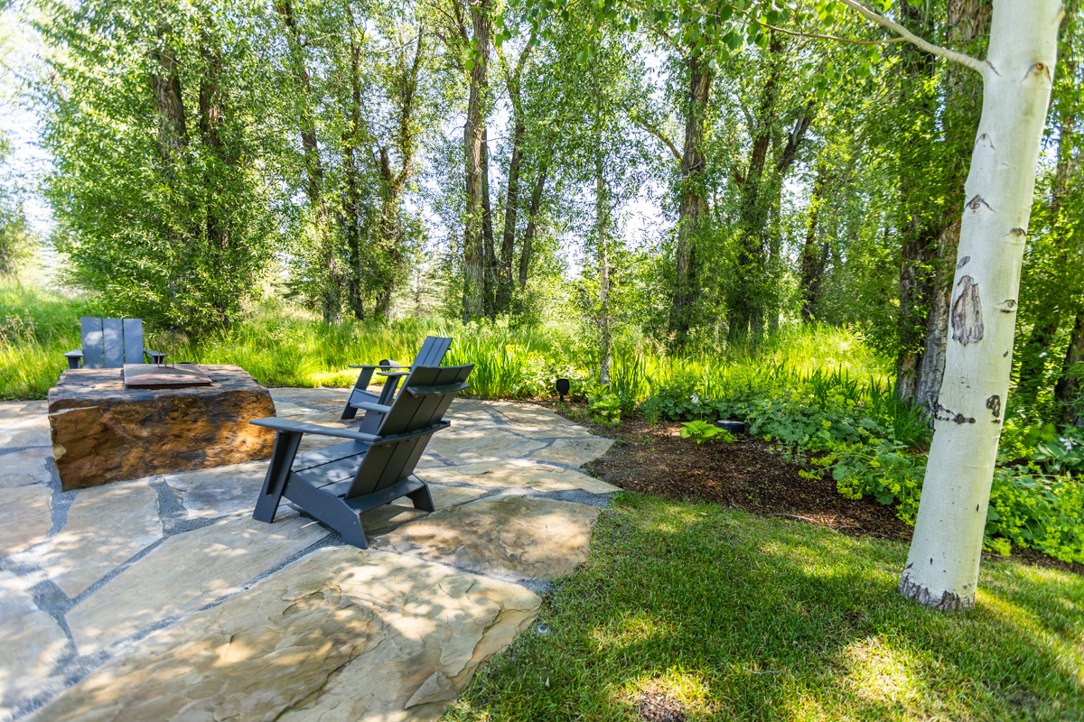 lawn pond trees flagstone patio planting areas 4