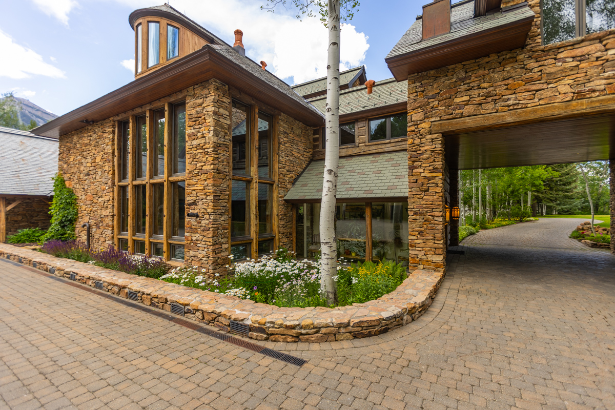 paver driveway raised planting bed nice house 2